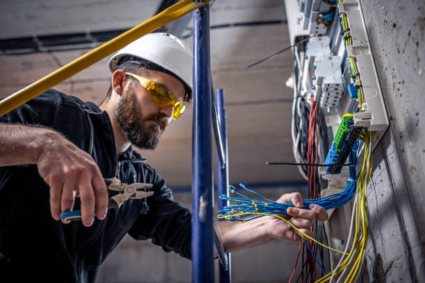Best Affordable Emergency Electrician  in Temple, PA